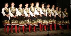 Dance group from Aldomirovtsi Village