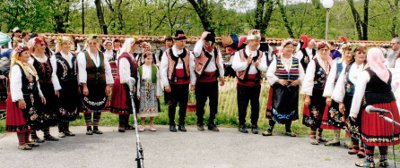 Ensemble from Drazhevo village